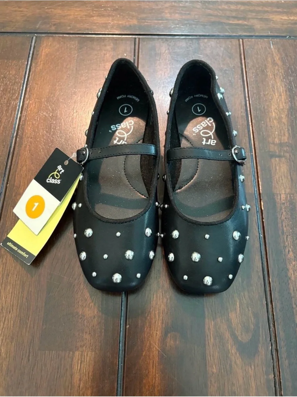 Girl’s Black Mary Jane flats with silver studs, size 1